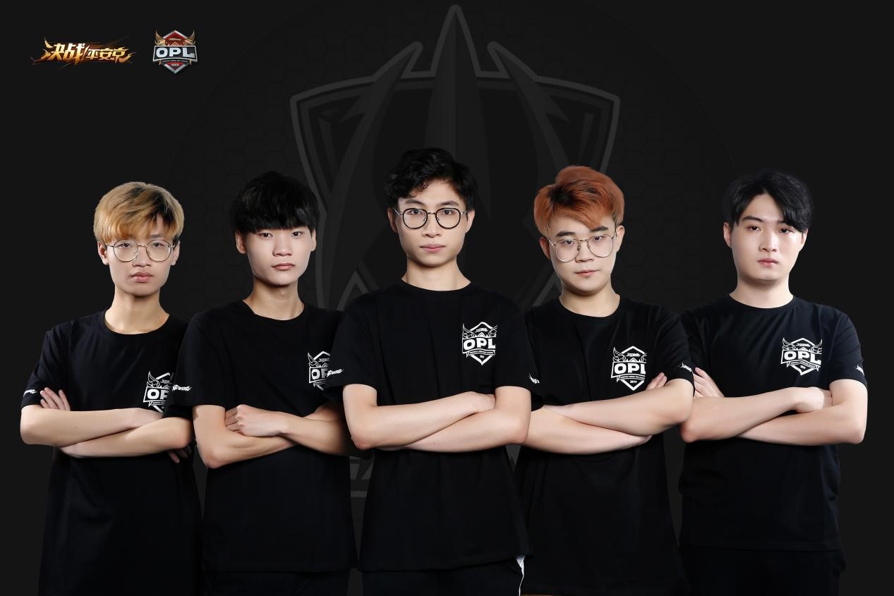OPL12支战队集结完毕 厉兵秣马再战明年春季赛