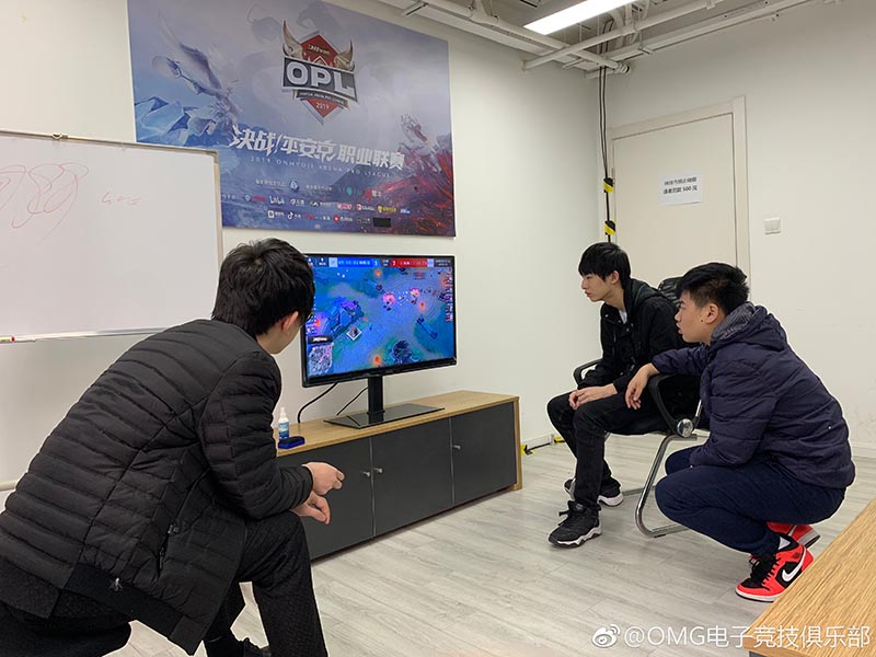 精进不止，竞逐顶峰——OMG教练JianDan专访