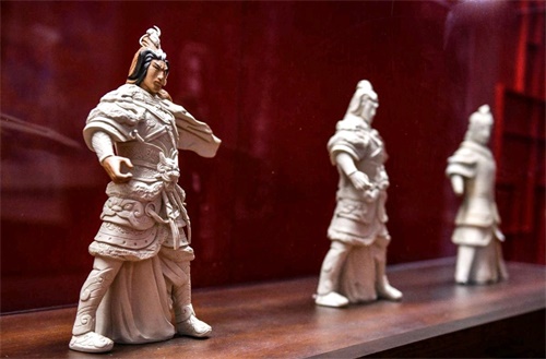 腾讯《乱世王者》携石湾陶艺藏品参展2019ChinaJoy 助力非遗文化传承
