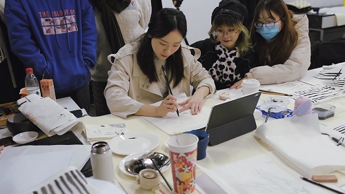 吉比特自研手游《一念逍遥》携手中国美术学院开展 唤醒东方世界共绘水墨之美课题活动